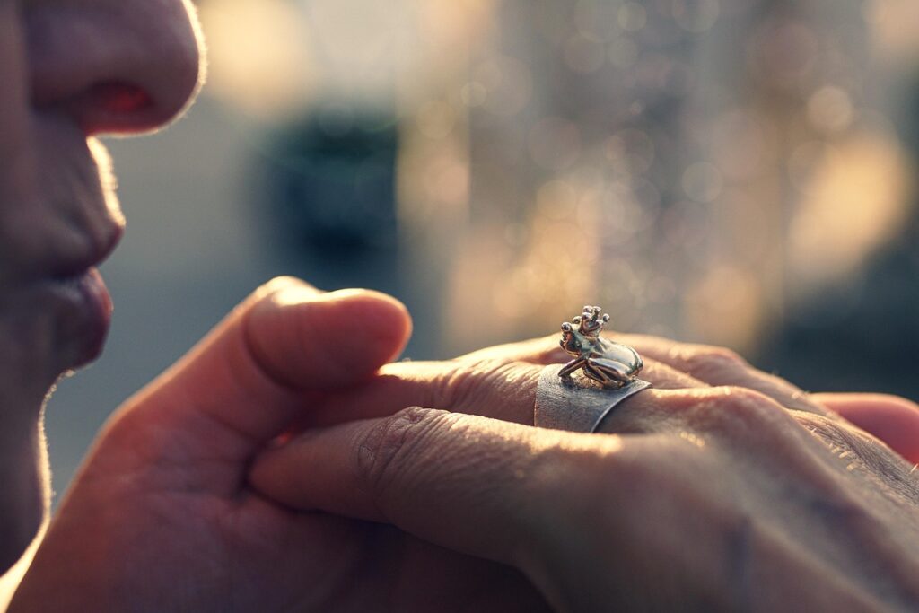 💍 Zásnubný prsteň z druhého manželstva – čo by ste mali vedieť? 3 zasnubny prsten 2